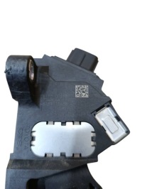 Педаль газа перед сторона левая toyota sequoia xk60 781100c010 Киев, фото thumb