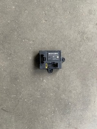 фото thumb №1, Volvo xc60 lift модуль блок керування двері 31343027ac