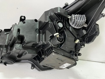 фото thumb №13, Corolla e21 лампа права перед комплектна повний led