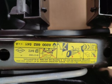 фото thumb №5, Набор домкрат ушко ключ renault clio iii оригинал 8200682541a