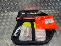 фото thumb №1, Аптечка набір першої допомоги przybornik maserati трикутник levante lift