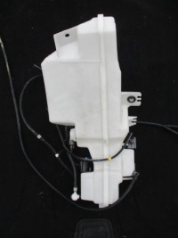 фото thumb №1, Бак распылителя омывателя volvo xc90 ii w-wa