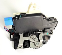 фото thumb №1, Замок двері задня лівий skoda fabia 6y 2000-2007