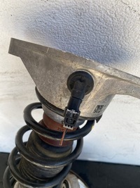 фото thumb №13, Поворотний кулак амортизатор задня bmw i8