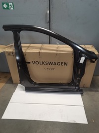 фото thumb №1, Правий поріг seat ibiza v 6f0809840