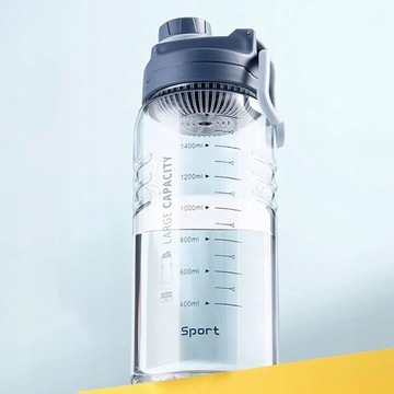 Бутылка для воды с мерным стаканчиком для спортзала, 1,5 л.