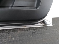 фото thumb №2, Двері перед правий mazda 5 i 22v