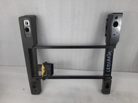 фото thumb №1, Основание кронштейн сиденье правого crossland x