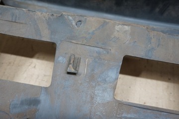 фото thumb №14, Mitsubishi pajero iii накладка крепление номерного знака 00-06r