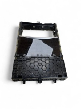 фото thumb №5, Bmw 7 g11 g12 2017 пепельница панели распределительной 9327501