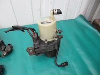 фото thumb №1, Mazda 3 насос усилителя koyo