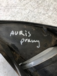 фото thumb №7, Противотуманная фара решётка бампера правая toyota auris i