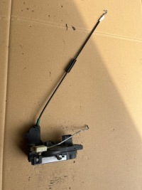 фото thumb №1, Лівий передній замок двері opel astra h 13128111