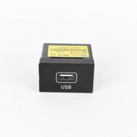 фото thumb №1, Роз'єм port usb 96120-g4250 hyundai i30 iii ioniq
