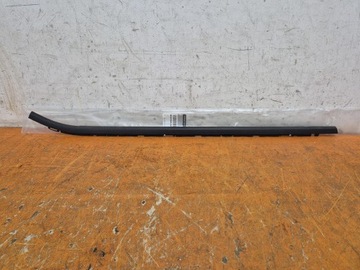 фото thumb №1, Renault captur ii 19- планка накладка дверь зад правая 828206542r