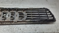Решітка радіатора audi a4 b5 1.8b 98r sedan 8d0853651j в Україні, фото thumb