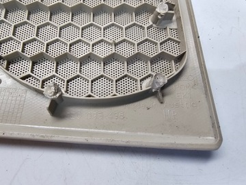 фото thumb №5, Маскировочная накладка динамика дверь правые зад audi a4 b7 8e0035436