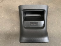 Купити Alfa romeo stelvio захист тунель середнього usb 156126136, фото thumb