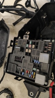 фото thumb №9, Коробка запобіжників джгут volvo xc90 ii 2017