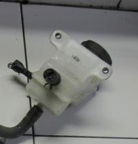 фото thumb №1, Hyundai ioniq бак жидкость тормозной