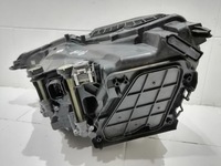 фото thumb №9, Лампа правая передняя перед audi q3 ii 83a halmar 8416