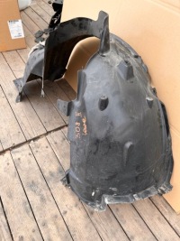 Подкрылок перед передние левая tesla model 3 1081581-00-e Киев, фото thumb