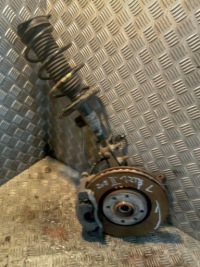 фото thumb №1, Peugeot 208 ii поворотный кулак левая macpherson 1.2 thp