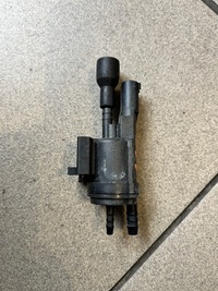 фото thumb №1, 116 mercedes электроклапан клапан вакуумa 0025407097