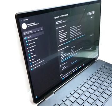 Ноутбук HP Spectre 16-f2004nff x360 16 дюймов Intel Core i7 32 ГБ / 1024 ГБ синий