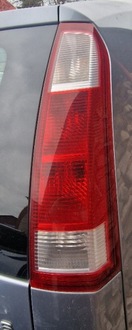 фото thumb №1, Лампа задняя p+l opel meriva a 2005r