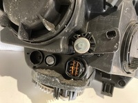 фото thumb №11, Лампа перед лівий ксенон kia carens iv 13- 92101-a4