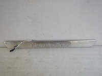 фото thumb №1, Mercedes c w205 молдинг na порог led