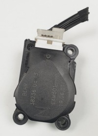 фото thumb №1, Моторчик обігрівача mercedes w220 eam501