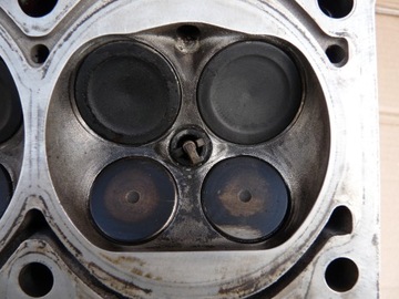 фото thumb №12, Audi a8 d3 a6 c6 3.2 fsi головка права 06e103374b