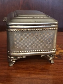 Старая сахарница из коробки