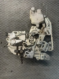 фото thumb №1, Замок двері задніх eu renault master iii 8200766888-j