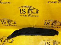 фото thumb №1, Заглушка захист крила права mercedes e w213