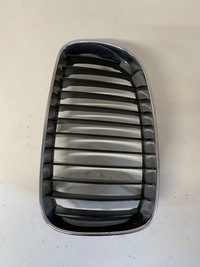 фото thumb №1, Решітка радіатора решітка радіатора решітка радіатора ліва bmw 1 7166439