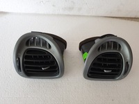 фото thumb №1, Решётка обдув левая правая citroen xsara picasso