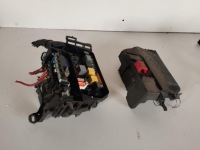 фото thumb №1, Mercedes w246 w117 коробка предохранителей корпус