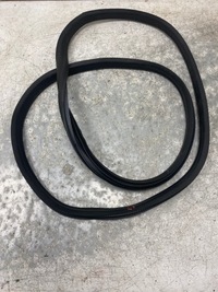 фото thumb №1, Ford ka + plus прокладка дверь левый задняя