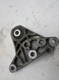 фото thumb №1, Подушка двигателя volvo s60 ii v60 2.0 d4