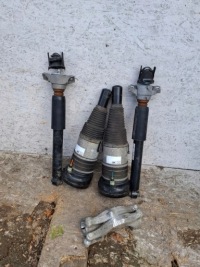 фото thumb №11, Audi q7 q8 touareg cayenne 4m0616039ac амортизаторы перед зад пневмоподушки