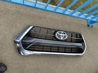 фото thumb №5, Toyota hilux viii 22r решётка радиатора хром решётка радиатора оригинальная