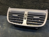 фото thumb №1, Mercedes-benz clk решітка обдув 2088300354