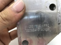 Mercedes w213 правый кронштейн поперечина отбойник t52785a с Разборки, фото thumb