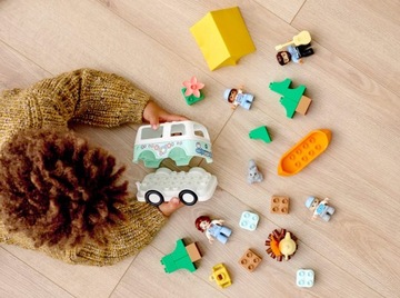 LEGO 10946 Duplo — Семейный кемпинг