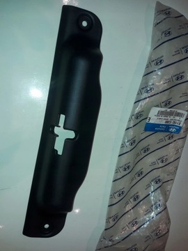 фото thumb №1, Hyundai getz 05-06 заглушка захист замка капота нова oem