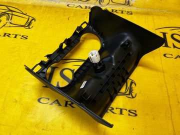 фото thumb №3, Захист заглушка тунелю зад прикурювач range rover velar l560