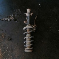 фото thumb №2, Kia sportage ii 2.0b амортизационная стойка левый задняя